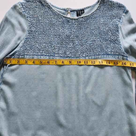 D & Kade Smocked Bodice Bell Sleeved Boho Top Size Small - Picture 6 of 7